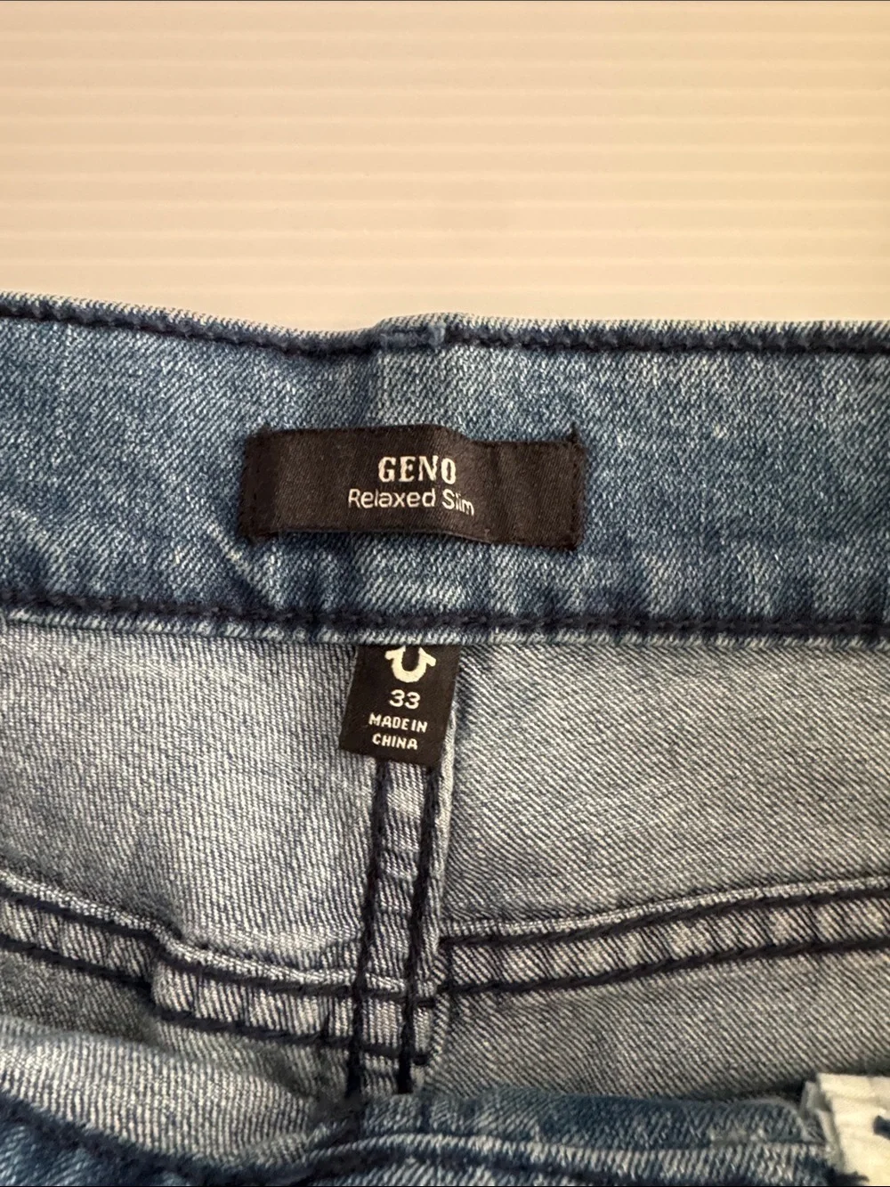 True Religion Men’s Medium Blue Slim Straight Jeans